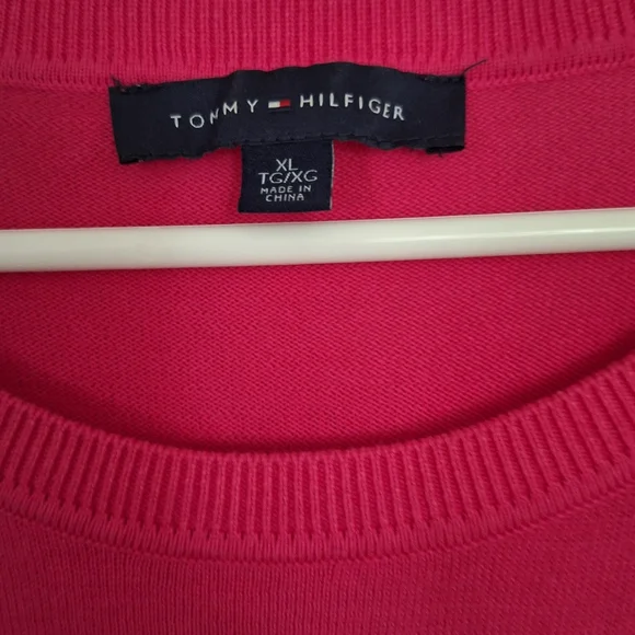 Tommy Hilfiger Fuchsia Sweater with White Heart Pattern - Picture 3 of 4
